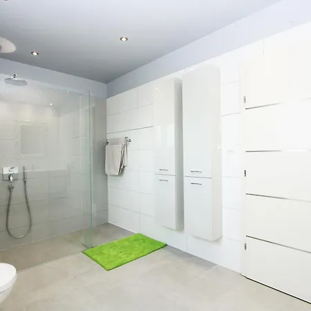 Feriehus Moderne Alex Exclusive In Mit Pool